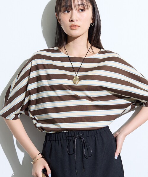 INDIVI(インディヴィ)の「【体型カバー】ボーダードルマントップス(Tシャツ/カットソー・レディース・オリーブ系2/ベージュ系2/ネイビー系2/ダークブラウン系2・05/13/34/15 /38)」の10枚目の写真