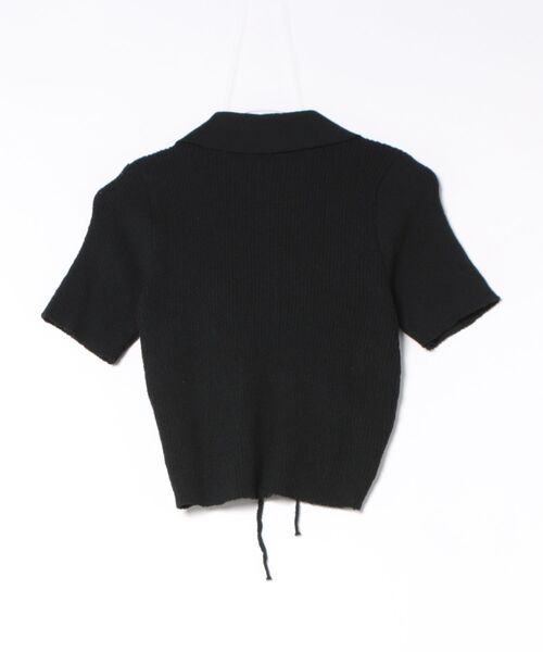semuse(セミューズ)の「フロントシャーリングクロップド丈衿付き半袖トップス(ニット/セーター・レディース・ブラック/ホワイト・FREE)」の3枚目の写真