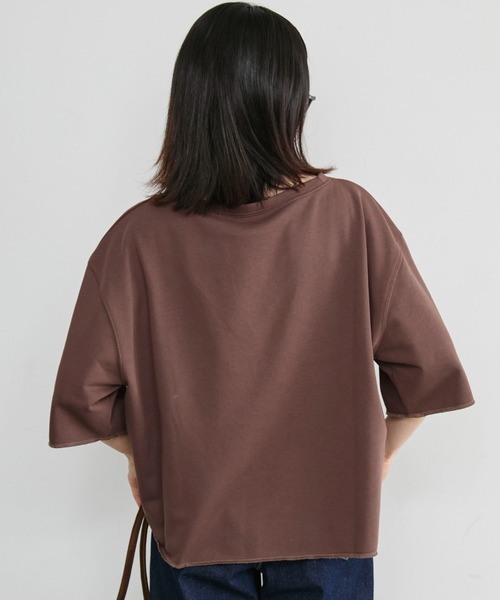 Doux archives(ドゥアルシーヴ)の「ECLATミニ裏毛ハーフスリーブプルオーバー(Tシャツ/カットソー・レディース・ワインレッド/チャコールグレー/ブラウン/アイボリー・FREE)」の16枚目の写真