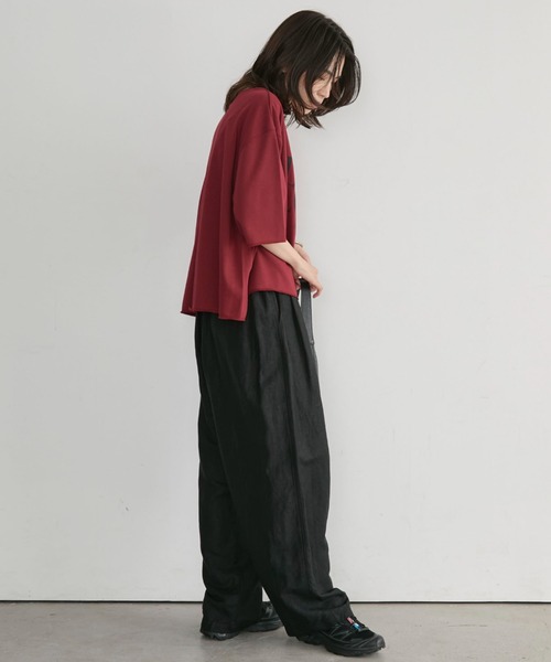 Doux archives(ドゥアルシーヴ)の「ECLATミニ裏毛ハーフスリーブプルオーバー(Tシャツ/カットソー・レディース・ワインレッド/チャコールグレー/ブラウン/アイボリー・FREE)」の22枚目の写真