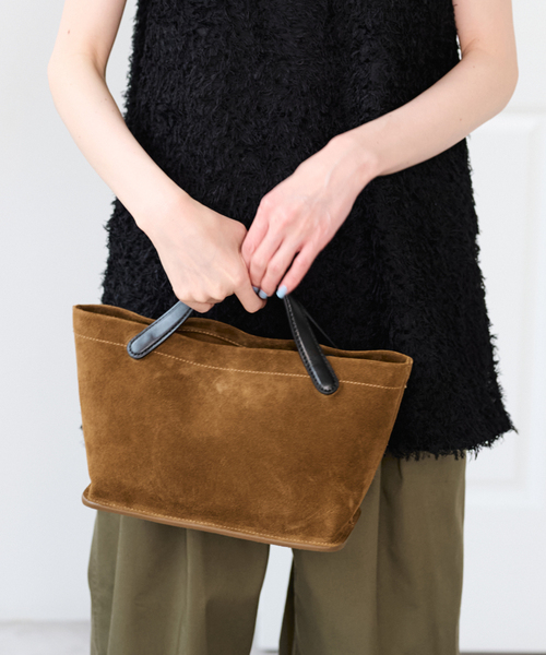 U by SPICK&SPAN(ユーバイスピックアンドスパン)の「ARTESANOS / アルテサノス ポーチ付きスウェード トートバッグ(トートバッグ・レディース・キャメル・FREE)」の1枚目の写真