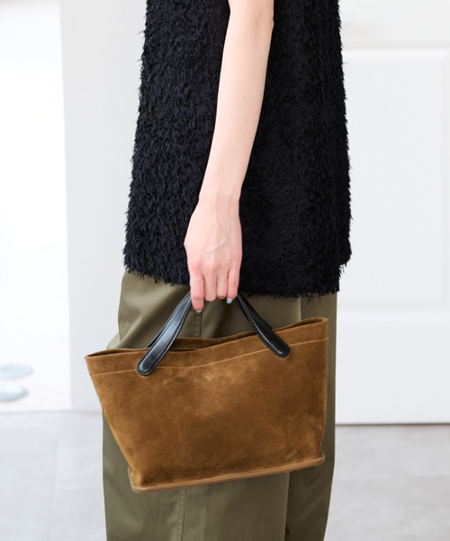 U by SPICK&SPAN(ユーバイスピックアンドスパン)の「ARTESANOS / アルテサノス ポーチ付きスウェード トートバッグ(トートバッグ・レディース・キャメル・FREE)」の3枚目の写真