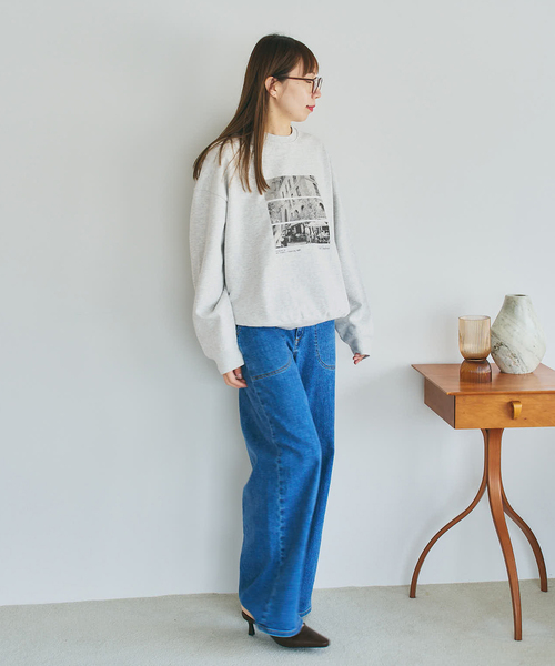 U by SPICK&SPAN(ユーバイスピックアンドスパン)の「photo print スウェット(スウェット・レディース・ネイビー/ライトグレー/ホワイト・FREE)」の13枚目の写真