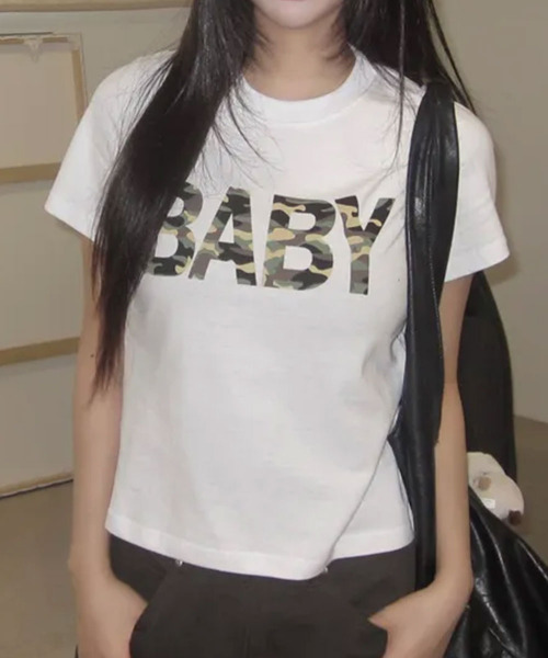 VIVID LADY(ビビッドレディー)の「カモフラロゴプリント 半袖Tシャツ(Tシャツ/カットソー・レディース・ホワイト/ブラック/ミント・FREE)」の2枚目の写真