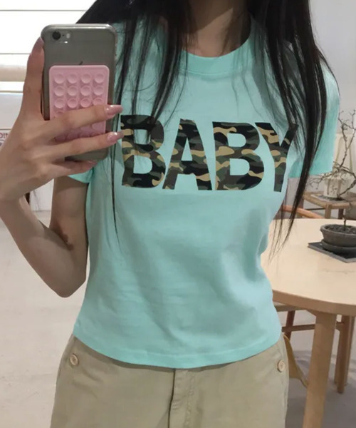 VIVID LADY(ビビッドレディー)の「カモフラロゴプリント 半袖Tシャツ(Tシャツ/カットソー・レディース・ホワイト/ブラック/ミント・FREE)」の4枚目の写真