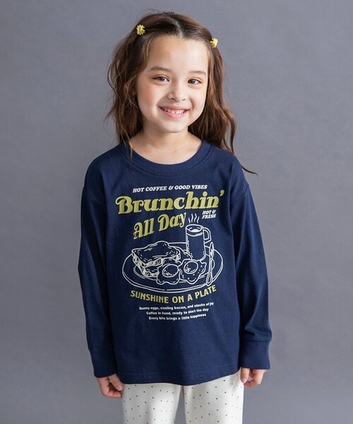 DRC branshes(ディーアールシーブランシェス)の「【WEB限定/DRC】アソートグラフィック長袖Tシャツ(Tシャツ/カットソー・キッズ・ネイビー/ブラウン/チャコールグレー/アイボリー/マスタード/ブルーグレー/レッド/その他1/その他2/その他3・100/120/140/110/130/150)」の6枚目の写真