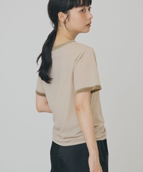AMERICAN HOLIC(アメリカンホリック)の「【抗菌防臭・吸水速乾】シアーベロアリンガーTシャツ(Tシャツ/カットソー・レディース・ブラウン/ネイビー/ベージュ・L/M)」の6枚目の写真