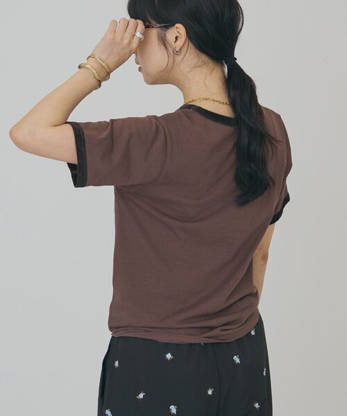 AMERICAN HOLIC(アメリカンホリック)の「【抗菌防臭・吸水速乾】シアーベロアリンガーTシャツ(Tシャツ/カットソー・レディース・ブラウン/ネイビー/ベージュ・L/M)」の14枚目の写真