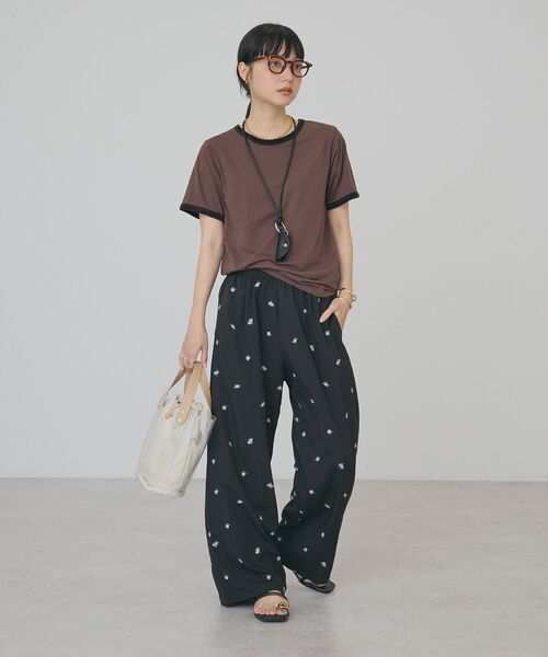 AMERICAN HOLIC(アメリカンホリック)の「【抗菌防臭・吸水速乾】シアーベロアリンガーTシャツ(Tシャツ/カットソー・レディース・ブラウン/ネイビー/ベージュ・L/M)」の15枚目の写真