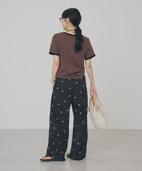 AMERICAN HOLIC(アメリカンホリック)の「【抗菌防臭・吸水速乾】シアーベロアリンガーTシャツ(Tシャツ/カットソー・レディース・ブラウン/ネイビー/ベージュ・L/M)」の17枚目の写真
