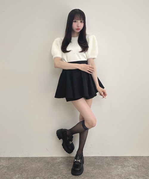 INGNI(イング)の「袖フェザー装飾飛ばしニット(ニット/セーター・レディース・ピンクベージュ/アイボリー/ブラック・M)」の8枚目の写真