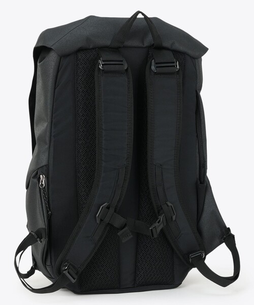 Columbia(コロンビア)の「Columbia/ アーバントレックWR 22L バックパック /コロンビア(バックパック/リュック・レディース・ブラック・ONE SIZE)」の3枚目の写真