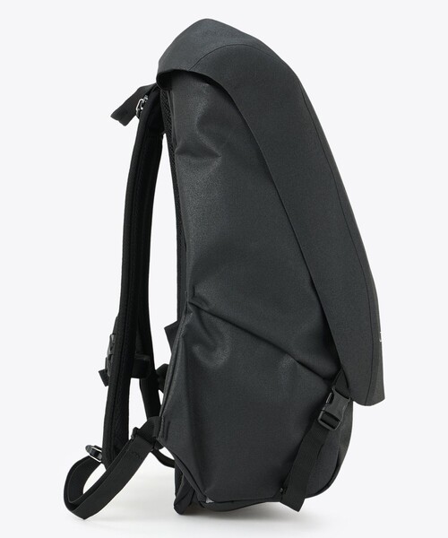 Columbia(コロンビア)の「Columbia/ アーバントレックWR 22L バックパック /コロンビア(バックパック/リュック・レディース・ブラック・ONE SIZE)」の5枚目の写真