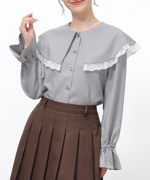 Honeys(ハニーズ)の「ビッグ衿ブラウス(シャツ/ブラウス・レディース・ブラウン系1/グレー系1/ホワイト・L/LL/M/S)」の1枚目の写真
