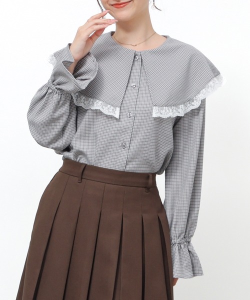 Honeys(ハニーズ)の「ビッグ衿ブラウス(シャツ/ブラウス・レディース・ブラウン系1/グレー系1/ホワイト・L/LL/M/S)」の21枚目の写真