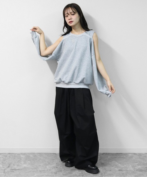 THE CELL.（ザセルドット）の「WEB限定商品 マルチWAY　タンクオフショルトップス　MULTI-WAY TANK OFF-SHOULDER TOPS（Tシャツ/カットソー・レディース・ブラック/グレー・FREE）」の18枚目の写真