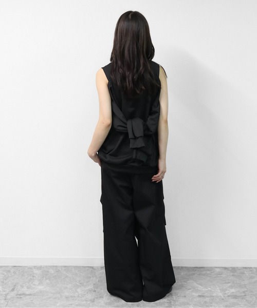 THE CELL.（ザセルドット）の「WEB限定商品 マルチWAY　タンクオフショルトップス　MULTI-WAY TANK OFF-SHOULDER TOPS（Tシャツ/カットソー・レディース・ブラック/グレー・FREE）」の12枚目の写真