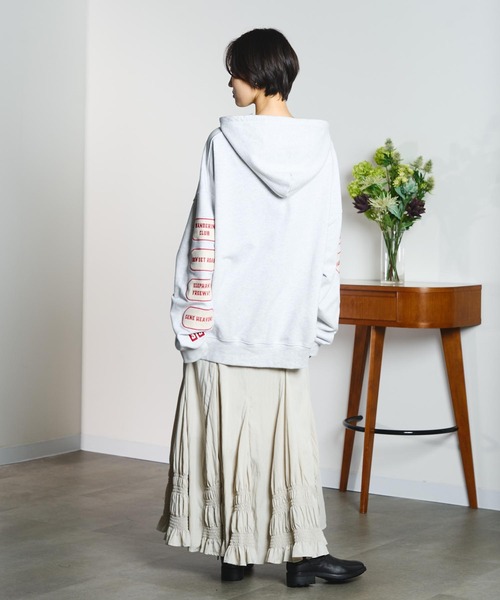ROSE BUD(ローズバッド)の「LONG SHIRRED SKIRT(スカート・レディース・オフホワイト/チャコール・ONE SIZE)」の8枚目の写真