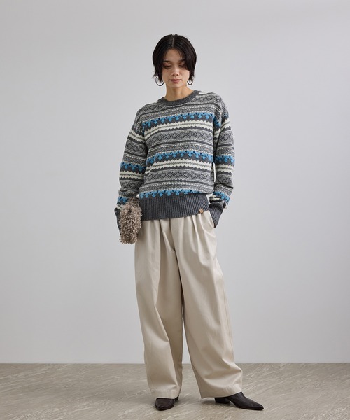 SALON adam et rope'(サロン アダム エ ロペ)の「ベルベルモチーフリバーシブルジャカードプルオーバー(ニット/セーター・レディース・ベージュ/グレー・FREE)」の12枚目の写真