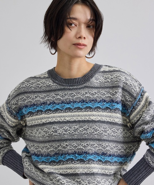SALON adam et rope'(サロン アダム エ ロペ)の「ベルベルモチーフリバーシブルジャカードプルオーバー(ニット/セーター・レディース・ベージュ/グレー・FREE)」の11枚目の写真