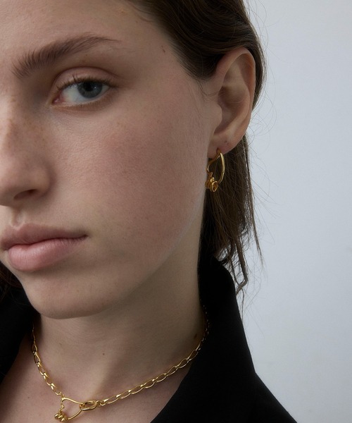 LAPUIS(ラピュイ)の「LAPUIS(ラピュイ)Rough heart pierced earrings(ピアス(両耳用)・レディース・ゴールド/マルチ・FREE)」の5枚目の写真