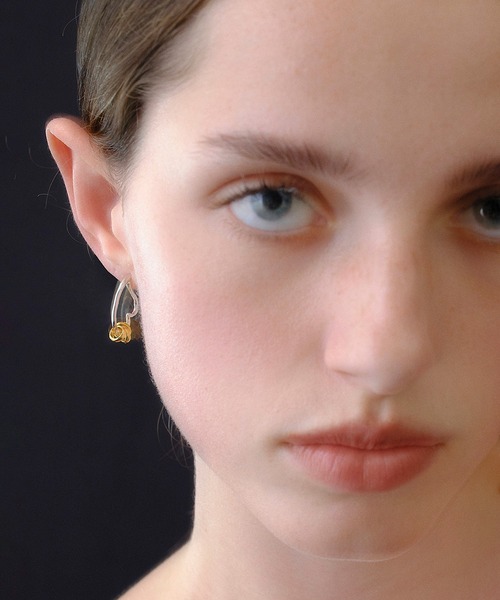 LAPUIS(ラピュイ)の「LAPUIS(ラピュイ)Rough heart pierced earrings(ピアス(両耳用)・レディース・ゴールド/マルチ・FREE)」の7枚目の写真