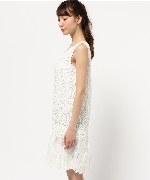 Desigual(デシグアル)の「「Desigual/デシグアル」ラクロワレースドレスワンピース(ワンピース・レディース・ホワイト/ブラック・42/40/36/38/46)」の13枚目の写真