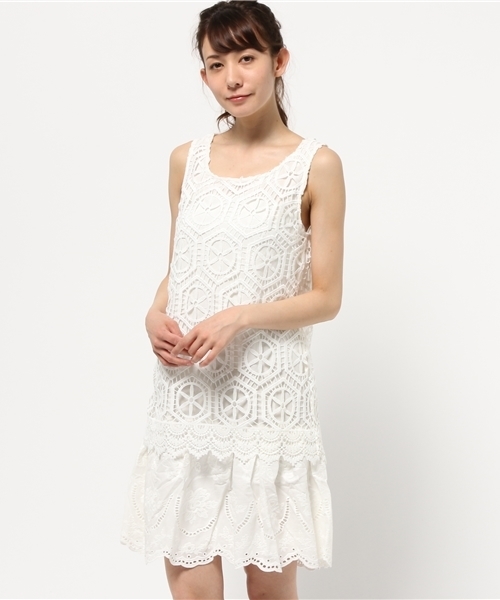 Desigual(デシグアル)の「「Desigual/デシグアル」ラクロワレースドレスワンピース(ワンピース・レディース・ホワイト/ブラック・42/40/36/38/46)」の5枚目の写真