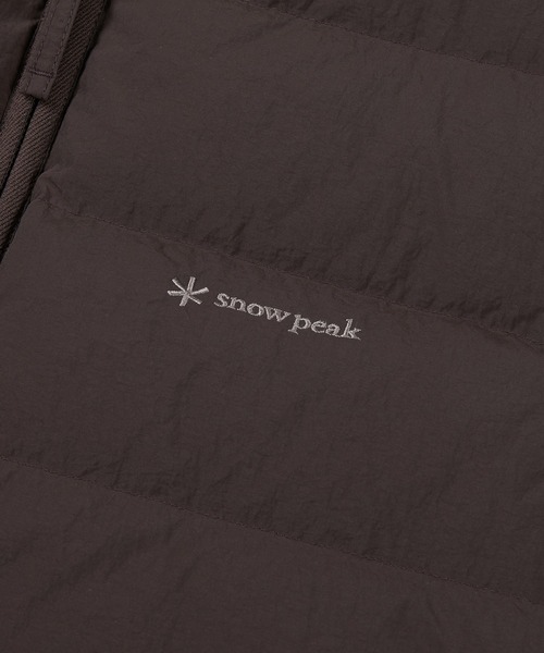 Snow Peak(スノーピーク)の「Snow Peak / LAND WOMEN'S LIGHT DOWN VEST ランドライトダウンベスト ウィメンズ 海外限定(ベスト・レディース・ブラウン/アイボリー/ブラック/ライトベージュ・S/M/L)」の19枚目の写真