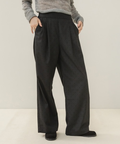 HEILIS(ヘイリス)の「ドット柄イージースラックス/イージースラックス スラックス ワイドパンツ ドットパンツ ドット柄パンツ 水玉 ロングパンツ イージーパンツ ワイドスラックス ストレートパンツ 韓国ファッション カジュアル レディライク オフィスカジュアル デイリー 秋服 冬服 グレー ブラック(スラックス・レディース・ブラック/グレー・FREE)」の12枚目の写真