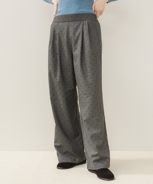HEILIS(ヘイリス)の「ドット柄イージースラックス/イージースラックス スラックス ワイドパンツ ドットパンツ ドット柄パンツ 水玉 ロングパンツ イージーパンツ ワイドスラックス ストレートパンツ 韓国ファッション カジュアル レディライク オフィスカジュアル デイリー 秋服 冬服 グレー ブラック(スラックス・レディース・ブラック/グレー・FREE)」の7枚目の写真