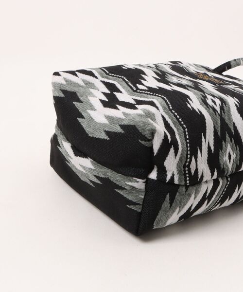PENDLETON(ペンドルトン)の「【 PENDLETON / ペンドルトン 】GOBELINS BUCKET BAG / ゴブランバケットバッグ(ショルダーバッグ・レディース・ブラック/ブラウン・FREE)」の6枚目の写真