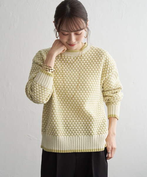 ikka（イッカ）の「ピーチヤーン鹿の子柄ニット（ニット/セーター・レディース・ブラック/ネイビー/オリーブ/イエロー・M/L）」の4枚目の写真