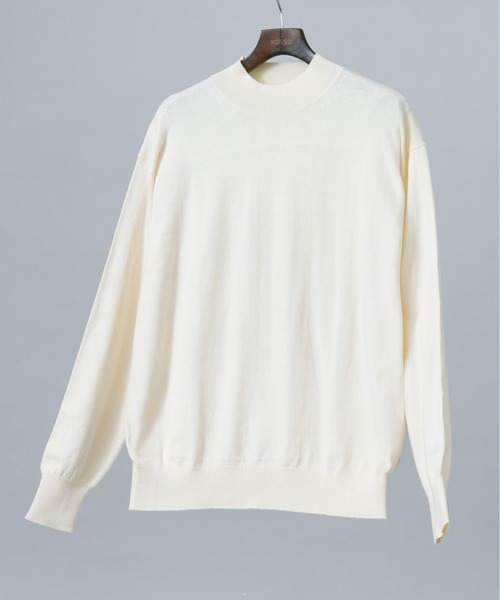 URBAN RESEARCH ROSSO MEN(アーバンリサーチロッソメン)の「『イージーケア』コットンカシミヤモックネックニット(ニット/セーター・メンズ・グレー/ブラック/アイボリー/ベージュ系その他/マスタード/ネイビー・LARGE/MEDIUM)」の2枚目の写真