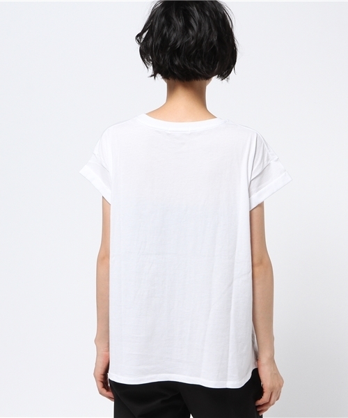 NATURAL BEAUTY BASIC（ナチュラルビューティーベーシック）の「ロゴプリントTシャツ（Tシャツ/カットソー・レディース・ネイビー/グレー/ホワイト・MEDIUM）」の6枚目の写真