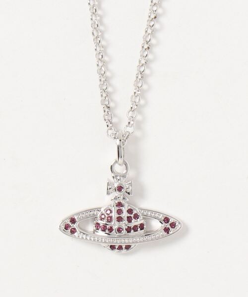 Vivienne Westwood（ヴィヴィアンウエストウッド）の「MINI BAS RELIEF PENDANT（ネックレス・レディース・シルバー/ゴールド/ブラック/ピンクゴールド/パープル/ゴールド系その他/シルバー系その他2/PINK/ゴールド系その他3/シルバー×ブルー/シルバー系1/シルバー系その他3/シルバー系その他4/ピンク系その他・FREE）」の2枚目の写真