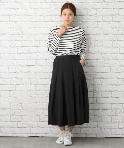 LEPSIM（レプシィム）の「タフタフレアタックスカート　740647（スカート・レディース・ベージュ/ブラック・LARGE/MEDIUM）」の3枚目の写真