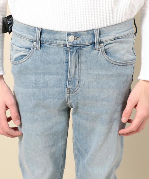 CHEAP MONDAY(チープマンデイ)の「<CHEAP MONDAY(チープマンデー)> STONEWASH BL/デニムパンツ ◆(デニムパンツ・メンズ・ライトブルー・30inch/32inch/28inch)」の6枚目の写真