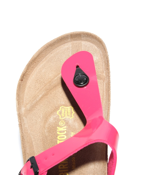 BIRKENSTOCK（ビルケンシュトック）の「BIRKENSTOCK / GIZEH BF Patent Rose Red（サンダル・レディース・ピンク系その他・35/36/37/38/39）」の5枚目の写真