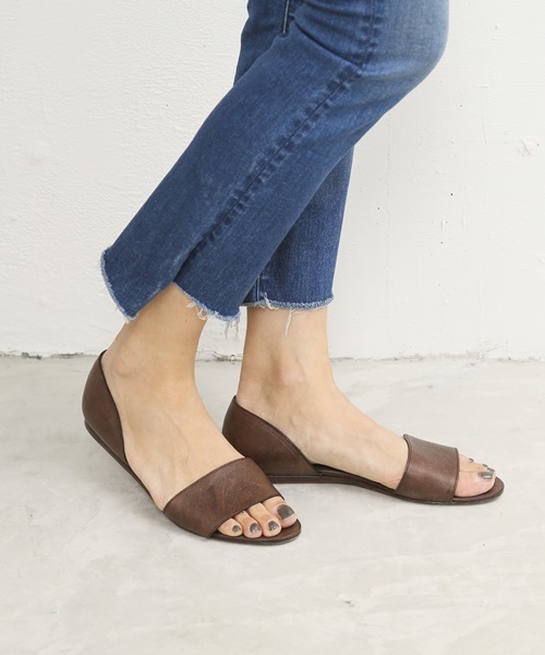 Michel Vivien ミッシェルビビアン の Michel Vivien フラットサンダル サンダル Wear