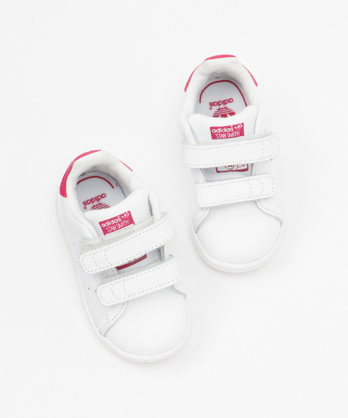 adidas（アディダス）の「キッズadidasアディダス STAN SMITH CF I スタンスミス ＣＦ Ｉ BZ0523 17FA WHT/WHT/PNK（スニーカー・キッズ・ホワイト系その他・12/14/13/16/15 ）」の5枚目の写真