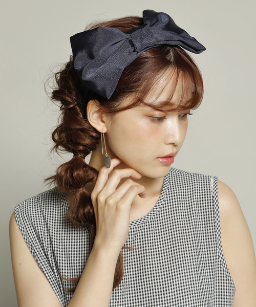 PLAIN CLOTHING（プレーンクロージング）の「ビッグリボンヘアバンド【PLAIN CLOTHING】（ヘアバンド・レディース・ブラック/アイボリー/ベージュ/ネイビー/グレー・FREE）」の5枚目の写真