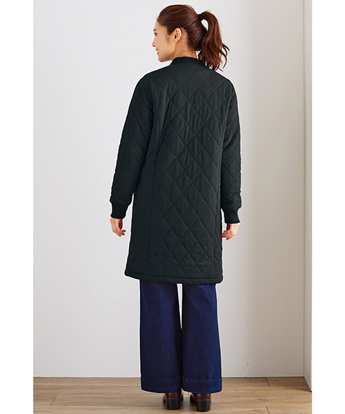 Live in comfort（リブインコンフォート）の「リブ　イン　コンフォート　ブルゾン感覚で軽やかに着られる　キルティングコート（その他アウター・レディース・杢グレー/ブラック・LARGE/SMALL/MEDIUM/X-LARGE/XX-LARGE）」の4枚目の写真