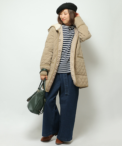 LBC（エルビーシー）の「裏ボアフードキルトジャケット（その他アウター・レディース・オレンジ/ネイビー/ベージュ・MEDIUM/LARGE）」の14枚目の写真