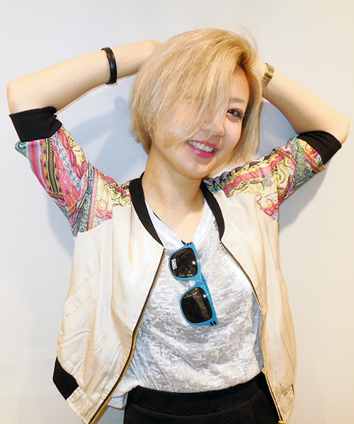 WHO'S WHO gallery(フーズフーギャラリー)の「ベルサブルゾン(ブルゾン・レディース・ベージュ/ネイビー/ブラック・FREE)」の3枚目の写真