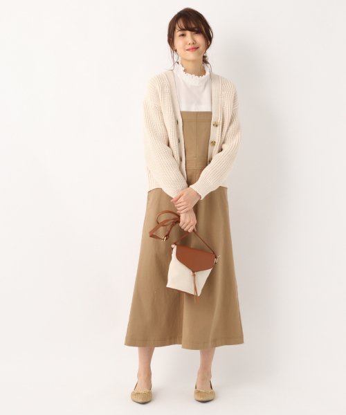 GLOBAL WORK(グローバルワーク)の「コットンツイルジャンスカ/821123(ジャンパースカート・レディース・ベージュ/ブラック/オフホワイト・FREE)」の6枚目の写真