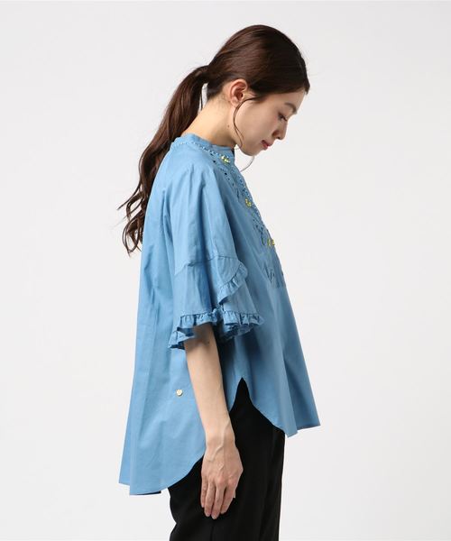 ミュベール muveilブルー小鳥の刺繍ブラウススウェット MUVEIL（ミュベール） 美品 24SS MUVEIL カメオ刺繍 裏毛プルオーバー