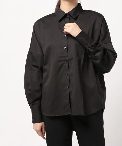 KOBE LETTUCE（コウベレタス）の「コットン混ルーズビッグシャツトップス（シャツ/ブラウス・レディース・ベージュ/ネイビー/オフホワイト/サックスブルー/ピンク/モカ/ホワイト系その他/ブラウン系その他/ベージュ系その他/ブルー系その他/ピンク系その他/ブルー系その他2/カーキ/グリーン系その他/ブラック系その他/グレー系その他/チャコール/ピンク系その他2/ピンク系その他3/ブラック/グリーン/オレンジ/イエロー/イエロー系その他/オレンジ系その他/ホワイト系その他2/ホワイト系その他3/ベージュ系その他2/ベージュ系その他3/グリーン系その他2/ブルー系その他3/ブルー系その他4/ブルー系その他5/ブルー系その他6/ブラック系その他2/ブラウン系その他3/グレー系その他2/ブラック系その他3/グリーン系その他3/グレー系その他3/ブラウン系その他2/イエロー系その他2/イエロー系その他3/ベージュ系その他5/ベージュ系その他4/レッド系その他/レッド/ベージュ系その他7/グリーン系その他4/グリーン系その他6/ブラック系その他4/ブラウン系その他4/ブラウン系その他5/ブラック系その他5/グリーン系その他5/グリーン系その他7/ベージュ系その他6/ピンク系その他4/グリーン系/グリーン系1/ピンク系その他5/サックスブルー系1/ブラック系その他7/ホワイト系その他5/ピンク系その他7/グリーン系3/ホワイト系その他4/ピンク系その他6/グリーン系2/サックスブルー系/ブラック系その他6/ピンク系1/ピンク系/ネイビー系1/ピンク系3/ピンク系2/ネイビー系/パープル系/パープル系1/ピンク系5/ピンク系4/ミント/サックスブルー系2/ブルー系その他7/ブルー/ブラウン/ブルー系・1/M/2/4/3）」の10枚目の写真