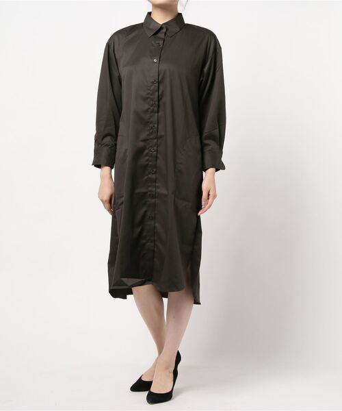 KOBE LETTUCE（コウベレタス）の「コットン混ルーズビッグシャツトップス（シャツ/ブラウス・レディース・ベージュ/ネイビー/オフホワイト/サックスブルー/ピンク/モカ/ホワイト系その他/ブラウン系その他/ベージュ系その他/ブルー系その他/ピンク系その他/ブルー系その他2/カーキ/グリーン系その他/ブラック系その他/グレー系その他/チャコール/ピンク系その他2/ピンク系その他3/ブラック/グリーン/オレンジ/イエロー/イエロー系その他/オレンジ系その他/ホワイト系その他2/ホワイト系その他3/ベージュ系その他2/ベージュ系その他3/グリーン系その他2/ブルー系その他3/ブルー系その他4/ブルー系その他5/ブルー系その他6/ブラック系その他2/ブラウン系その他3/グレー系その他2/ブラック系その他3/グリーン系その他3/グレー系その他3/ブラウン系その他2/イエロー系その他2/イエロー系その他3/ベージュ系その他5/ベージュ系その他4/レッド系その他/レッド/ベージュ系その他7/グリーン系その他4/グリーン系その他6/ブラック系その他4/ブラウン系その他4/ブラウン系その他5/ブラック系その他5/グリーン系その他5/グリーン系その他7/ベージュ系その他6/ピンク系その他4/グリーン系/グリーン系1/ピンク系その他5/サックスブルー系1/ブラック系その他7/ホワイト系その他5/ピンク系その他7/グリーン系3/ホワイト系その他4/ピンク系その他6/グリーン系2/サックスブルー系/ブラック系その他6/ピンク系1/ピンク系/ネイビー系1/ピンク系3/ピンク系2/ネイビー系/パープル系/パープル系1/ピンク系5/ピンク系4/ミント/サックスブルー系2/ブルー系その他7/ブルー/ブラウン/ブルー系・1/M/2/4/3）」の19枚目の写真