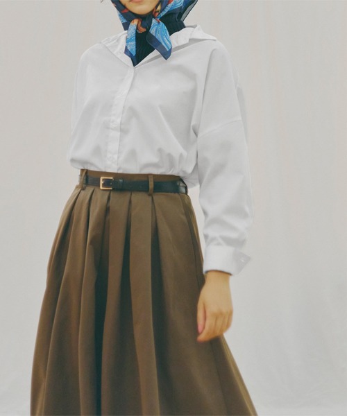 KOBE LETTUCE（コウベレタス）の「コットン混ルーズビッグシャツトップス（シャツ/ブラウス・レディース・ベージュ/ネイビー/オフホワイト/サックスブルー/ピンク/モカ/ホワイト系その他/ブラウン系その他/ベージュ系その他/ブルー系その他/ピンク系その他/ブルー系その他2/カーキ/グリーン系その他/ブラック系その他/グレー系その他/チャコール/ピンク系その他2/ピンク系その他3/ブラック/グリーン/オレンジ/イエロー/イエロー系その他/オレンジ系その他/ホワイト系その他2/ホワイト系その他3/ベージュ系その他2/ベージュ系その他3/グリーン系その他2/ブルー系その他3/ブルー系その他4/ブルー系その他5/ブルー系その他6/ブラック系その他2/ブラウン系その他3/グレー系その他2/ブラック系その他3/グリーン系その他3/グレー系その他3/ブラウン系その他2/イエロー系その他2/イエロー系その他3/ベージュ系その他5/ベージュ系その他4/レッド系その他/レッド/ベージュ系その他7/グリーン系その他4/グリーン系その他6/ブラック系その他4/ブラウン系その他4/ブラウン系その他5/ブラック系その他5/グリーン系その他5/グリーン系その他7/ベージュ系その他6/ピンク系その他4/グリーン系/グリーン系1/ピンク系その他5/サックスブルー系1/ブラック系その他7/ホワイト系その他5/ピンク系その他7/グリーン系3/ホワイト系その他4/ピンク系その他6/グリーン系2/サックスブルー系/ブラック系その他6/ピンク系1/ピンク系/ネイビー系1/ピンク系3/ピンク系2/ネイビー系/パープル系/パープル系1/ピンク系5/ピンク系4/ミント/サックスブルー系2/ブルー系その他7/ブルー/ブラウン/ブルー系・1/M/2/4/3）」の4枚目の写真